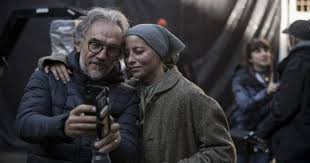 Aquí puedes ver el capítulo 1x05 de la serie dime quien soy en español online y hd totalmente gratis. Dime Quien Soy Las Grandes Tragedias Del Siglo Xx En La Piel De La Gente Comun