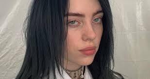 Billie Eilish Details The 'Traumatizing' Run-In She Had With An Obsessed  Fan