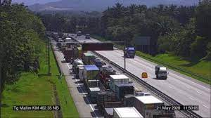 Tanjung malim, or tanjong malim, is a town in muallim district, perak, malaysia. Highway Traffic Jams As Thousands Defy Mco To Balik Kampung The Star