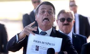Bolsonaro reúne apoiadores para comemorar aniversário e diz que críticos estão 'esticando a corda'. Bolsonaro Manda Jornalistas Calarem A Boca E Nega Interferencia Na Pf Migalhas