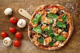Low Carb Cauliflower Crust Pizza The Leaf Nutrisystem Blog Recipe Healthy Pizza Recipes Nutrisystem Recipes Zoodle Recipes Healthy