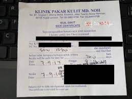 Inilah tempatnya iaitu klinik yang menjadi bualan buah mulut orang ramai apabila setiap kali hendak berikhtiar untuk merawat apa juga jenis penyakit kulit. Kisah Dan Pengalaman Kulit Wajah Terbakar Dek Kerana Krim Jerawat 2017 Dari Diri Dhiya