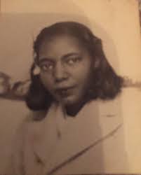 Helen Mckeever's Instagram, Twitter & Facebook