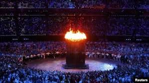 Всего в церемонии открытия олимпиады в токио приняли участие 206 сборных. Olimpijskie Igry V Londone Otkrylis Krasochnym Predstavleniem