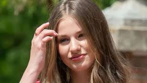 Si la princesa Leonor sale del closet y se casa con una mujer se modifica  el protocolo real