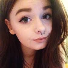 Ella Dent's Instagram, Twitter & Facebook