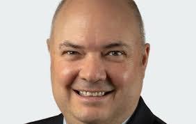 Brian Kloss's Instagram, Twitter & Facebook