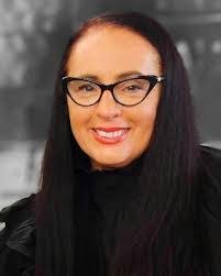 Louise Richmond's Instagram, Twitter & Facebook