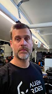 What are signs of a bad hall sensor?