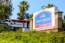 Mattercammers United call HoJo Anaheim home during annual meet-up - Howard  Johnson by Wyndham Anaheim Hotel & Water Playground logo