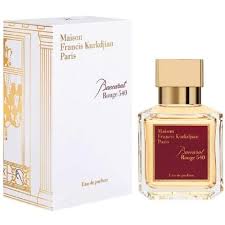 Baccarat rouge 540 est né de la rencontre de maison francis kurkdjian et de la cristallerie baccarat, dont cette eau de parfum célèbre les 250 ans. Amazon Com Maison Francis Kurkdjian Baccarat Rouge 540 Eau De Parfum 70ml 2 4oz Beauty