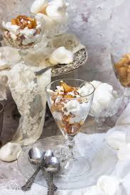 Eton Mess Aux Pommes Caramel Beurre Sale Pour Finir L Annee En Beaute Holiday Baking Christmas Eton Mess Caramel Apples