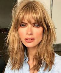 In this flirty flip choppy hairstyle, the long side bangs perfectly blends into layers. 9 Long Choppy Bob Hairtyles 644 Bob Haircut And Hairstyle Ideas