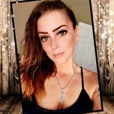 Monique Eckert's Instagram, Twitter & Facebook