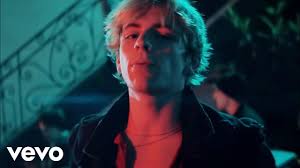 Ross Lynch On The Driver Era Kiernan Shipka And Playing