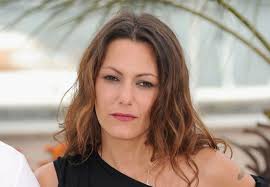 Browse karole rocher movies and tv shows available on prime video and begin streaming right away to your favorite device. Karole Rocher La Biographie De Karole Rocher Avec Gala Fr