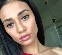 Kristen Noel Crawley Cat-Eye/Date Night Makeup Tutorial