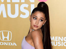 Ariana grande sweetener world tour wallpaper #arianagrande #sweetenerworldtour #ariana #wallpaper #pinkwallpaper #sweetener. Ariana Grande Verklagt Weil Sie Paparazzi Fotos Von Sich Auf Instagram Postete Watson