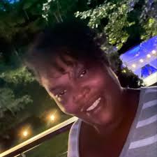 Kountry Wayne pulled up