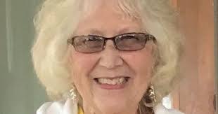 Madonna Trowbridge's Instagram, Twitter & Facebook