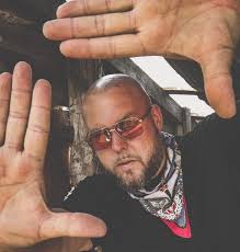 From the Backroads to Reality TV, Hick-Hop Pioneer Smo's Back with a New  Album and a Memoir