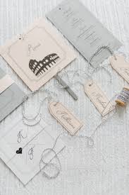 Papeterie Zur Hochzeit Mit Diy Facher Anhanger Einladungskarte Und Menukarte Passend Zum Thema Re Einladungskarten Hochzeit Facher Hochzeit Einladungskarten