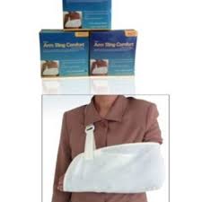 Pergelangan tangan yang patah adalah suatu kondisi patah atau retak pada salah satu tulang di pergelangan tangan. Jual Alat Penyangga Tangan Pasian Patah Tulang Cedera Tangan Arm Sling Comfort Murah Shopee Indonesia