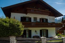 Haus bergwelt ⭐ , austria, lechtal alps, juch 8: Gaestehaus Maximilian In Mittenwald Oberbayern Home