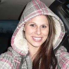 Luisa Stewart's Instagram, Twitter & Facebook