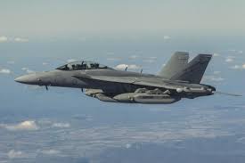 The super hornet is largely a new aircraft at about 20% larger, 7,000 lb (3,200 kg) heavier empty weight, and 15,000 lb (6,800 kg) heavier maximum weight than the … Ea 18g Growler Royal Australian Air Force