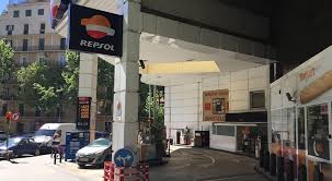 Le prix de l'essence ou du gazoil dépend de divers facteurs (prix du pétrole brut, transport, taxes…). Pourquoi L Essence Est Elle Moins Chere En Espagne