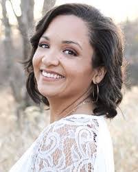 Kate Engle's Instagram, Twitter & Facebook