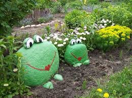 Jun 20, 2021 · after your painted rocks are dry, use an aerosol spray sealer or one of your favorite sealants. Garden Painting Ideas