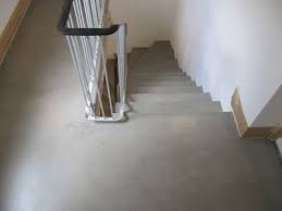 Hier Werden Einige Arbeitsbeispiele Gezeigt Die Mit Betoncire Realisiert Wurden Beton Cire Ist Eine Beschichtung Au Beton Cire Treppenrenovierung Betontreppe