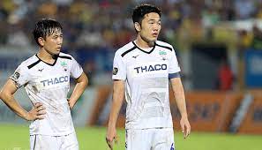 Mới đây, trần minh vương đã đăng tấm hình chụp cùng văn thanh và xuân trường tại phòng gym. Minh VÆ°Æ¡ng Noi Hai Cáº§u Thá»§ Trá»¥ Cá»™t Hagl La Cá»¥c Táº¡ Cá»§a Ä'á»™i