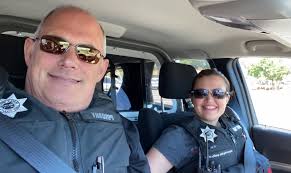 👮‍♂️🌟 It's Parole and Probation Week! 🌟👮‍♀️ Join us in celebrating the  important work of our Parole and Probation professionals—they play a key  role in supporting people and keeping our community safe.