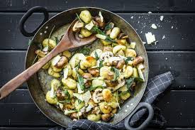 Selbst Gemachte Pilz Ricotta Gnocchi Foodboom Rezept Rezepte Ricotta Ricotta Gnocchi