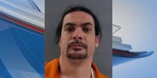 Lumberton man considered dangerous escapes Virginia jail, U.S. Marshals say