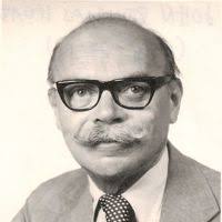 رابرت هیلن برند نویسنده کتاب هنر و معماری اسلامی