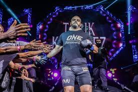 Tarik khbabez maakt 30 januari zijn debuut bij glory kickboxing en hij is op een missie. Morocco S Tarik Khbabez Ready For Inaugural One Light Heavyweight Kickboxing World Championship Bout Conan Daily