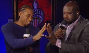 Share all sharing options for: Who Got The Bigger Hand Kawhi Or Shaq