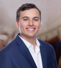 Lorna Thorne's Instagram, Twitter & Facebook