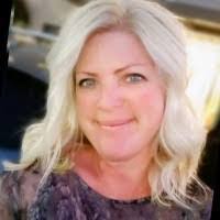 Carrie Galvin's Instagram, Twitter & Facebook