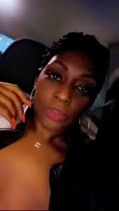 Ladonna Blount's Instagram, Twitter & Facebook