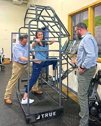 At Capstone Physical Therapy we treat the patient as a whole. By looking at  the entire kinetic chain we work to get to the root cause of the issue as  opposed to