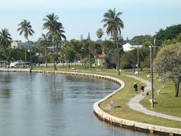 Lake Worth Was Formally Incorporated In 1913 And In January Of That Year Lake Avenue Became The First Street To Lake Worth Lake Worth Florida Dream Vacations
