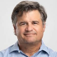 Doug Goddard's Instagram, Twitter & Facebook