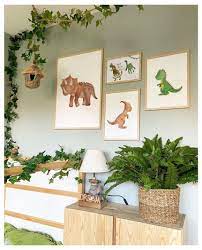 One of the cutest ideas i stumbled upon for a cute themed dinosaur bedroom was a set of book ends made from reclaimed wood and a dinosaur toy cut in half. 12 Amazing Dinosaur Inspired Bedrooms For Kids Toddler Bedroom Boy Dinosaur Here Ive Put Together The Toddler Rooms Dinosaur Room Decor Boy Toddler Bedroom