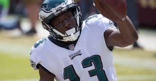 If you are motivated to see more of her, you know what to do. Nelson Agholor S Bio Girlfriend Wife Salary High School Career Car