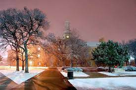 Snow At The University Of North Texas In Denton Admin Building Denton Texas University Of North Texas Mean Green